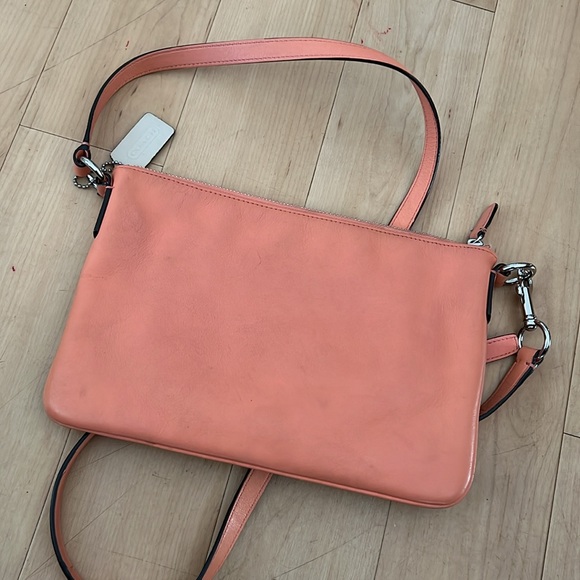 COACH crossbody bag Coral - Picture 2 of 12